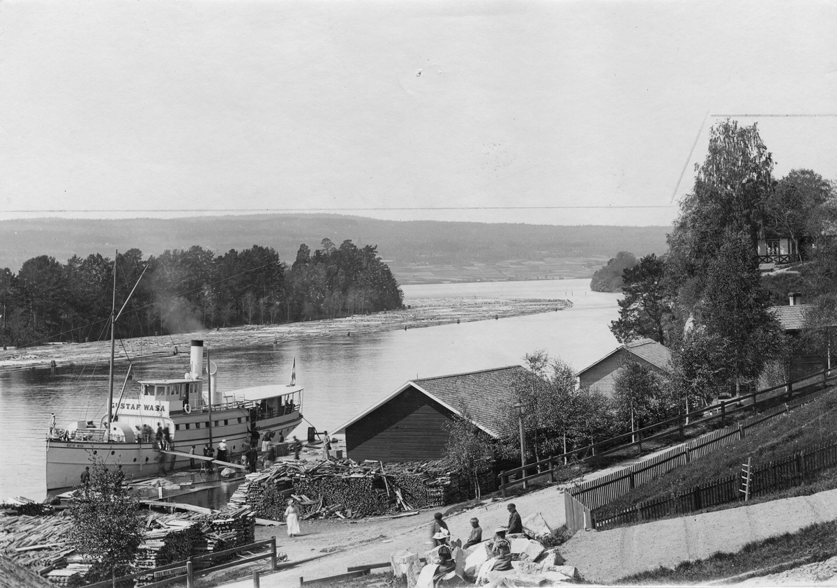 Leksand hamn 1900. Bild från tidskriften Hemmets bildmaterial.