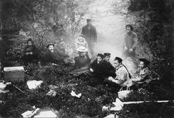 Rast ved Harefoss, ca 1900