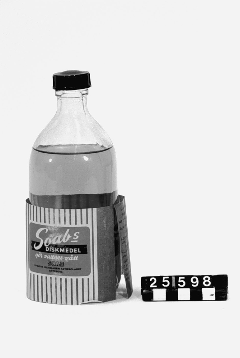 1/2 liter "Soabs diskmedel", i originalflaska med etikett med bruksanvisning.