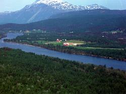 Flyfoto: Haugengårdene i Bardu 1966