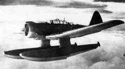 Luftfoto. Et militært sjøfly av typen Northrop N-3PB, på nye