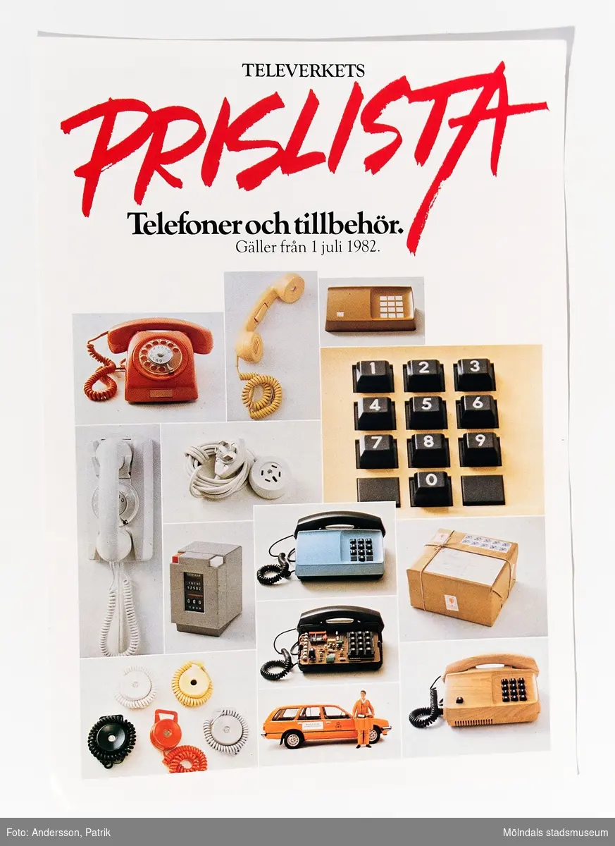 Reklamblad: "TELEVERKETS PRISLISTA Telefoner och tillbehör. Gäller från 1 juli 1982.", utgivet av Televerket 1982.