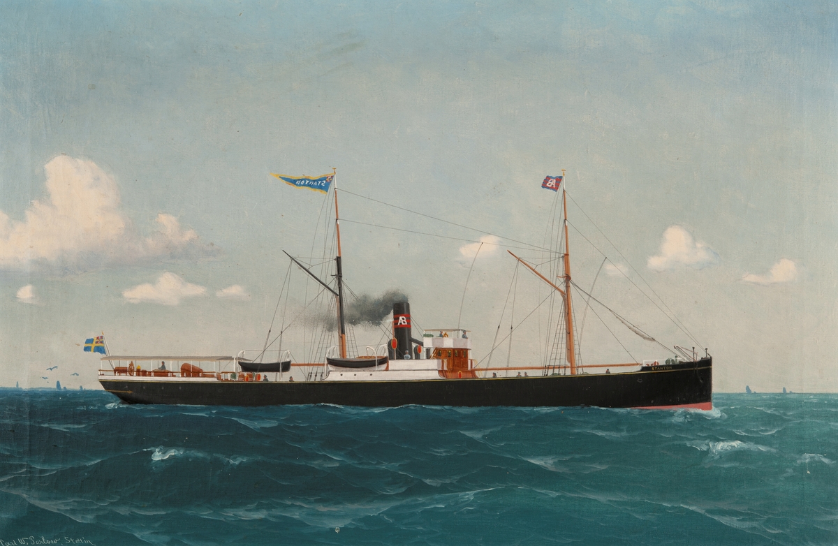 Ångfartyget STANTON till sjöss. För unionsflagga, Broströmskoncernens rederiflagga och skorstensmärke samt namnvimpel.