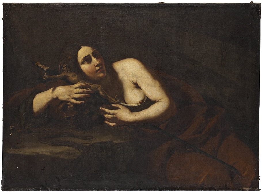 Cecco var elev till Caravaggio och en av mästarens första adepter som stod honom nära även efter flykten från Rom år 1606. Caravaggios inflytande avspeglas tydligt i målningen av Maria Magdalena som botfärdig synderska begrundande Kristi passion i sin ensliga tillflyktsort i närheten av Sainte-Baume i Provence. Enligt legenden levde hon där under trettio år som eremit, efter att ha lämnat sitt forna liv som prostituerad bakom sig. I Bibeln berättas att Magdalena bad Jesus om syndernas förlåtelse då han gästade Simon fariséns hus. Hon tvättade hans fötter med sina tårar, torkade dem med sitt hår och smörjde dem med myrra, en händelse som ansågs förebåda Kristi passion. Ceccos melankoliska helgon omfamnar krucifixet med ögon fyllda av tårar och med blickens intensitet behärskar hon bildrummet. Hennes gest vittnar om viljan att underkasta sig lidande för att sona sina synder och följa Jesu exempel. Ceccos gestaltning med dess snett ovanifrån infallande ljusstråle, mörka bakgrund, skarpa kontraster mellan skuggor och dagrar, och dämpade färgskala, närmar sig caravaggismens förenkling av helgonbilden. Föremålens skarpare definition – det sköra glaset som speglar ateljéfönstrets ljus – står i kontrast till helgonets känsligt modellerade hud.
