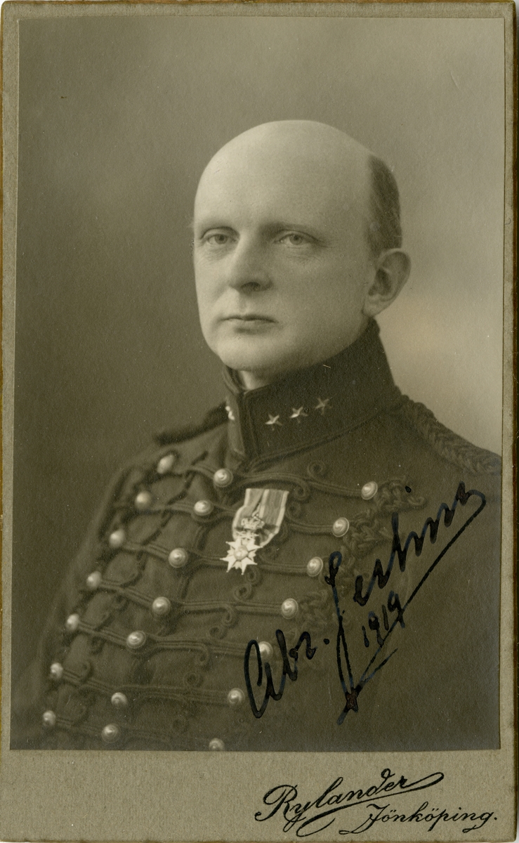 Porträtt av Karl Ludvig Elis Abraham Jerling, kapten vid Smålands artilleriregemente A 6.