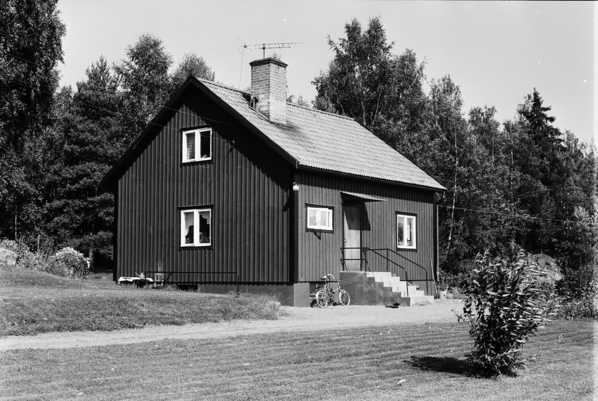 Bostadshus, Skuttunge 10:1, Rosendal, Skuttunge socken, Uppland 1984