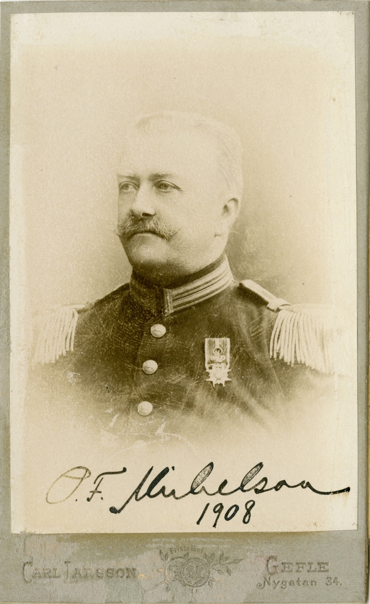 Porträtt av Per Fredrik Michelson, kapten vid Hälsinge regemente I 14.