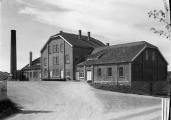 Lena Meieri, Ø.Toten. Fire bilder. På bilde 2 og 3 ses Valle