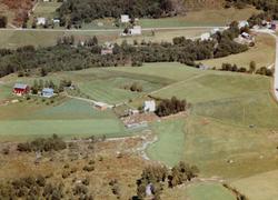 Flyfoto fra Rutå på Meisingset. Bildet er datert 30. juli 19