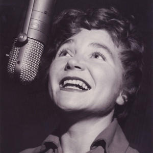 Nora Brocksted