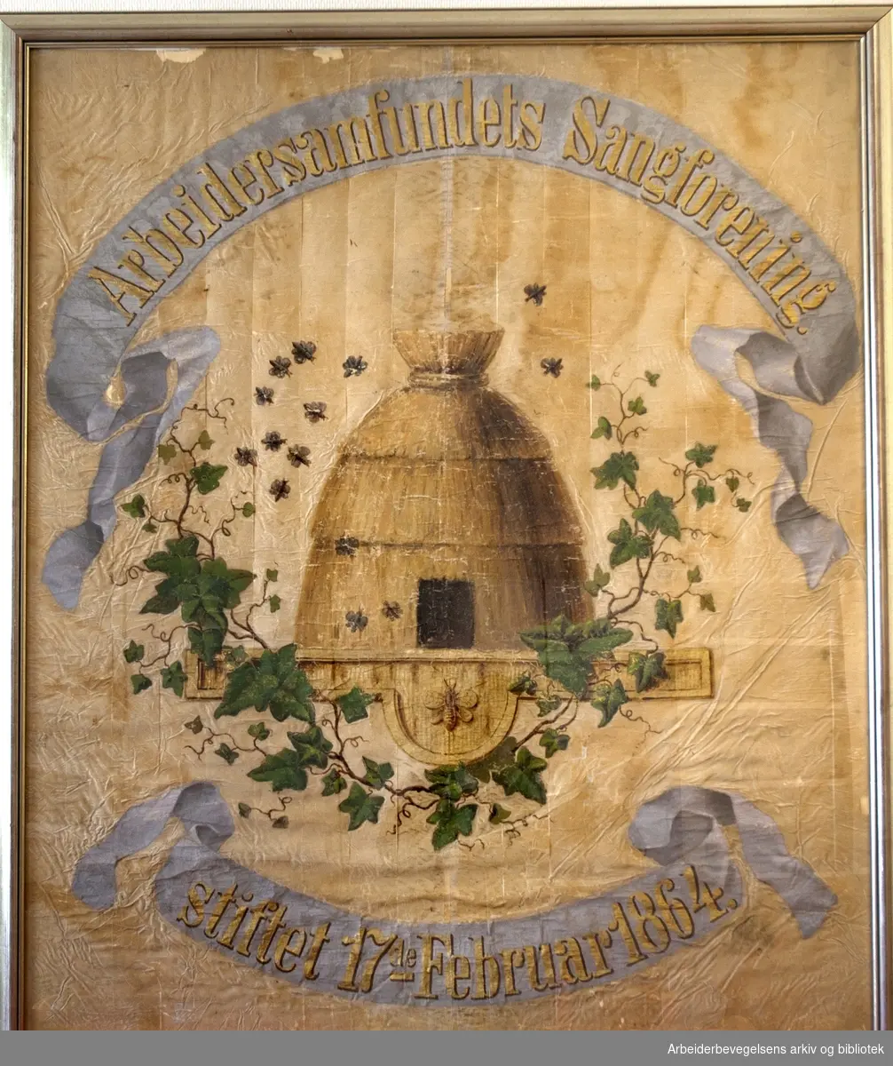 Arbeidersamfundets sangforening.Stiftet 17. februar 1864..Forside..Fanetekst: Arbeidersamfundets Sangforening.Stiftet 17. februar 1864