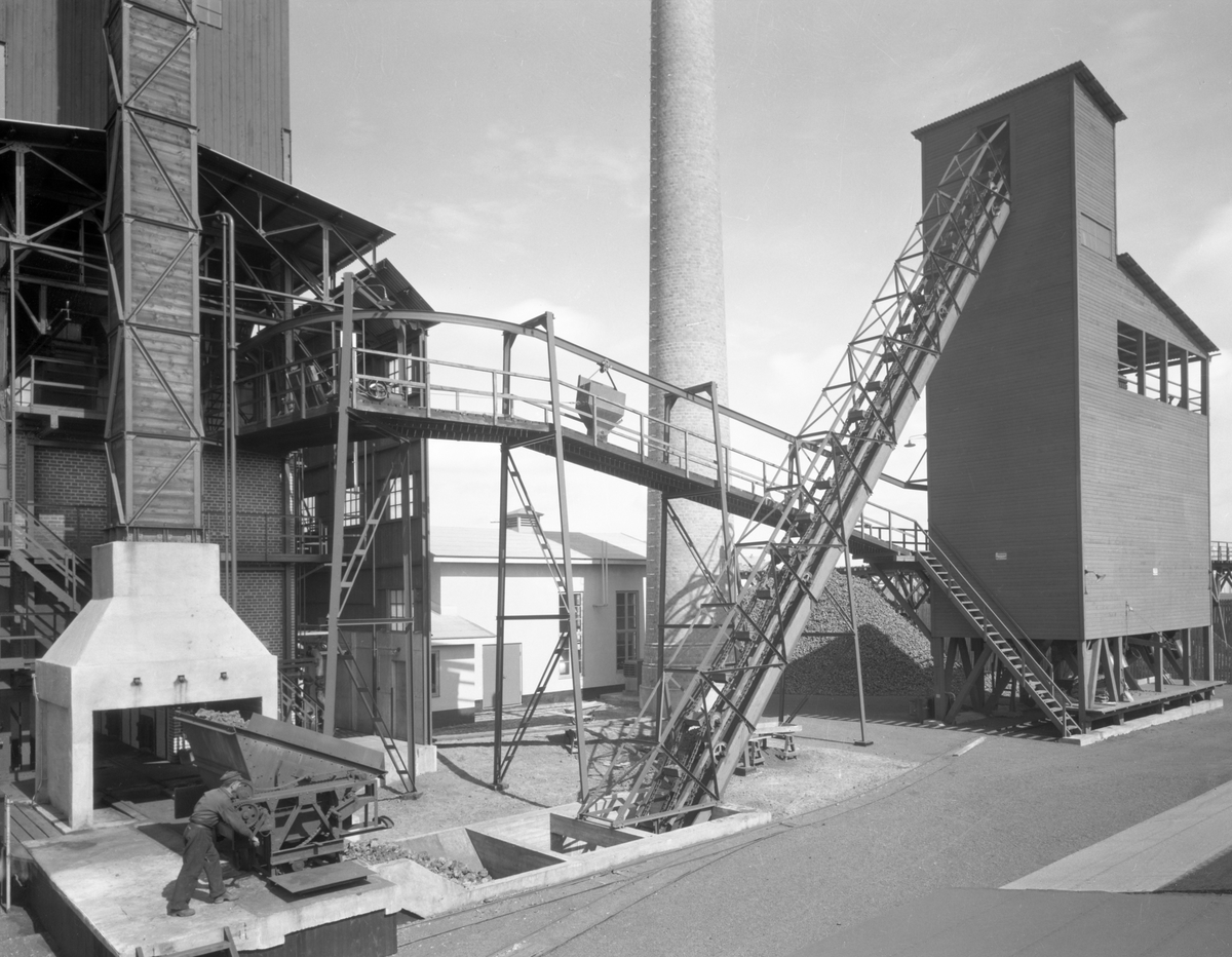Karlstads nya gasverk i Yttre hamn på en bild från 1938. Verksamheten var i drift till 1966.