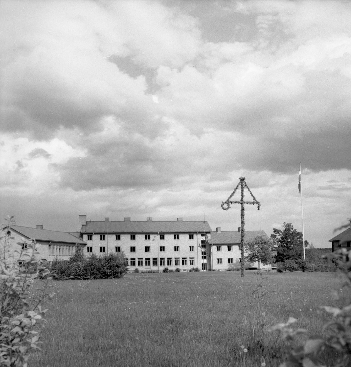 Någonstans i Värmland - från slutet av 1950-talet. Kyrkeruds folkhögskola i Årjäng.