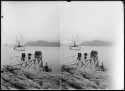 O-274. st Ved Landingen i Torghatten