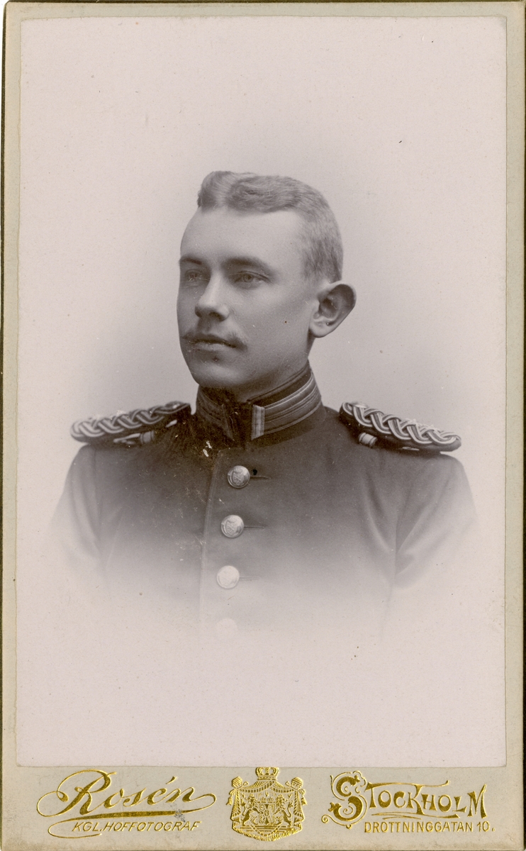 Porträtt av Yngve Sahlén, löjtnant vid Skaraborgs regemente I 9.