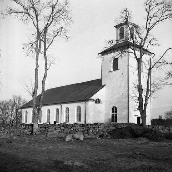 Foto av Hjortsberga kyrka. Exteriör.