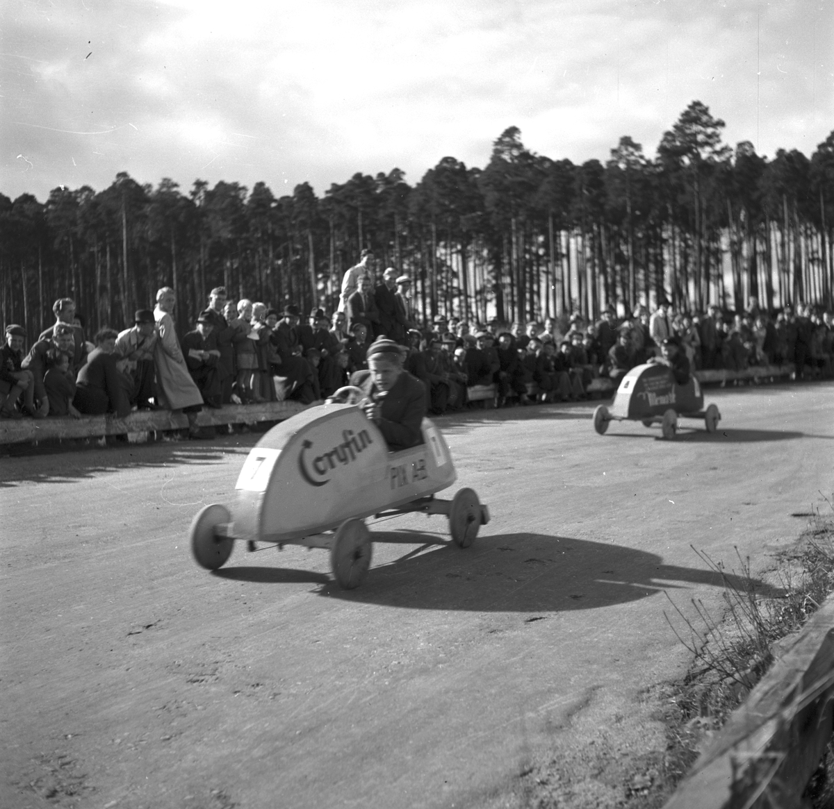 KFUM:s Pojkracertävling. September 1944. Bil nr 7 Coryfin / Pix AB


