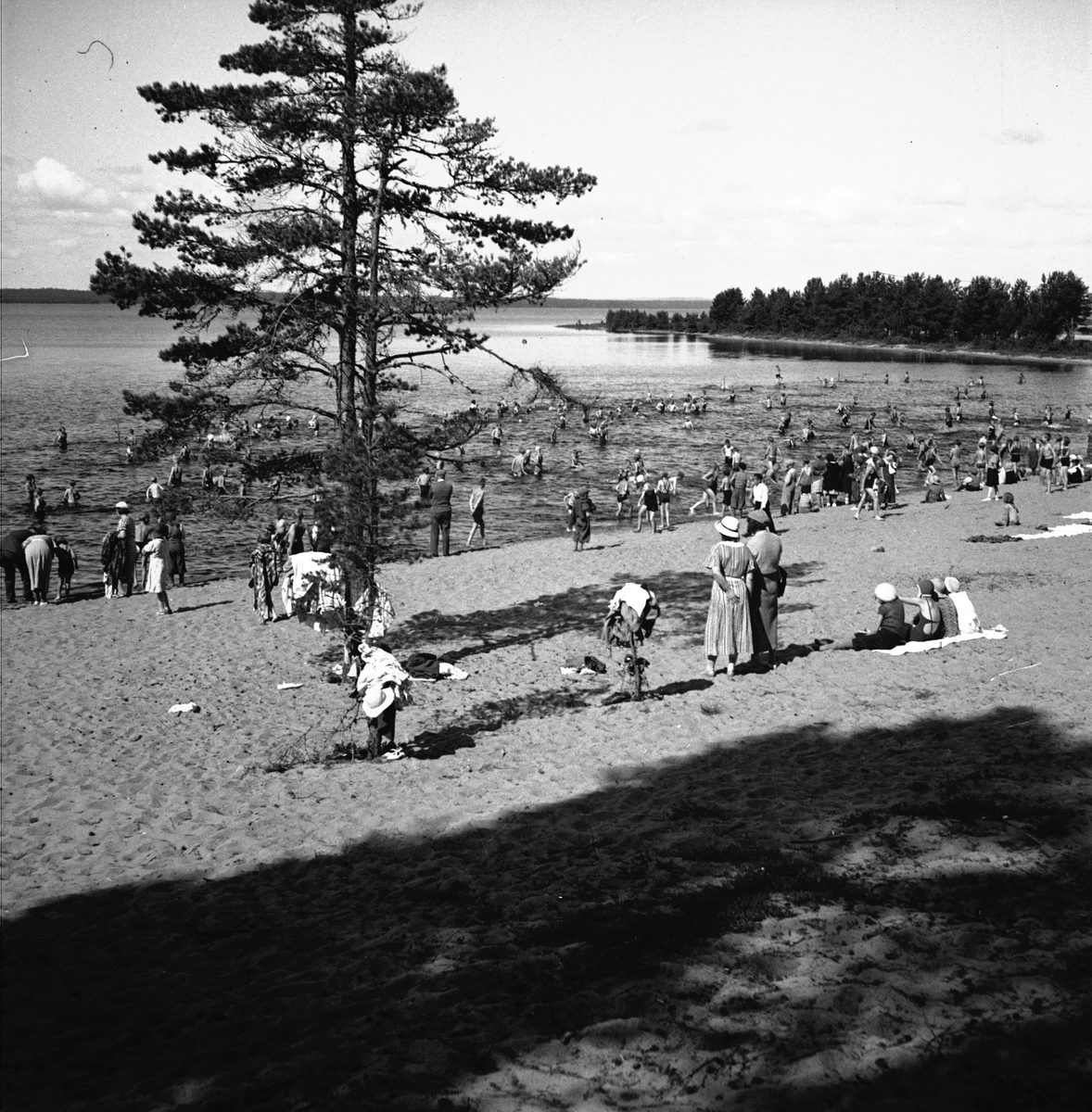 Barnutflykt till Årsunda. Storsjön. År 1936
