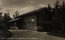 Postkort. Hovestua fra Heddal i Telemark. Utstilling NF.