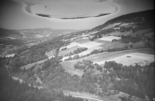 Gausdal, dalside, blandingsskog, kornåkre, slåttemark, gårds