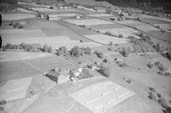 Bergom Gård, Øyer, 1952, To toetasjes våningshus, stor drift