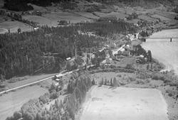 Tretten, Øyer, 28.08.1953, kulturlandskap, elv, bru, vei, Tr