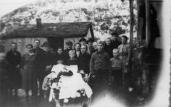 Johannes Ernstsens begravelse. Å i Senja 1942