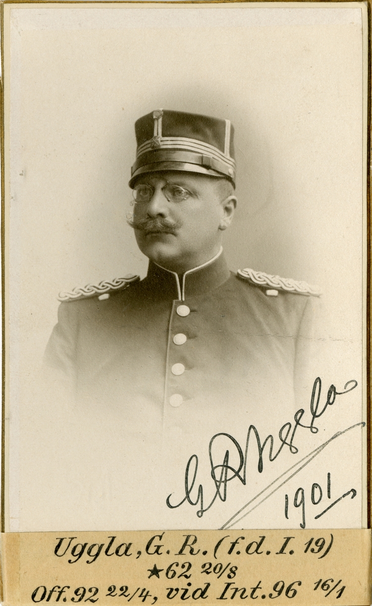 Porträtt av Gustaf Reinhold Uggla, officer vid Dalregementet I 13 och Intendenturkåren.