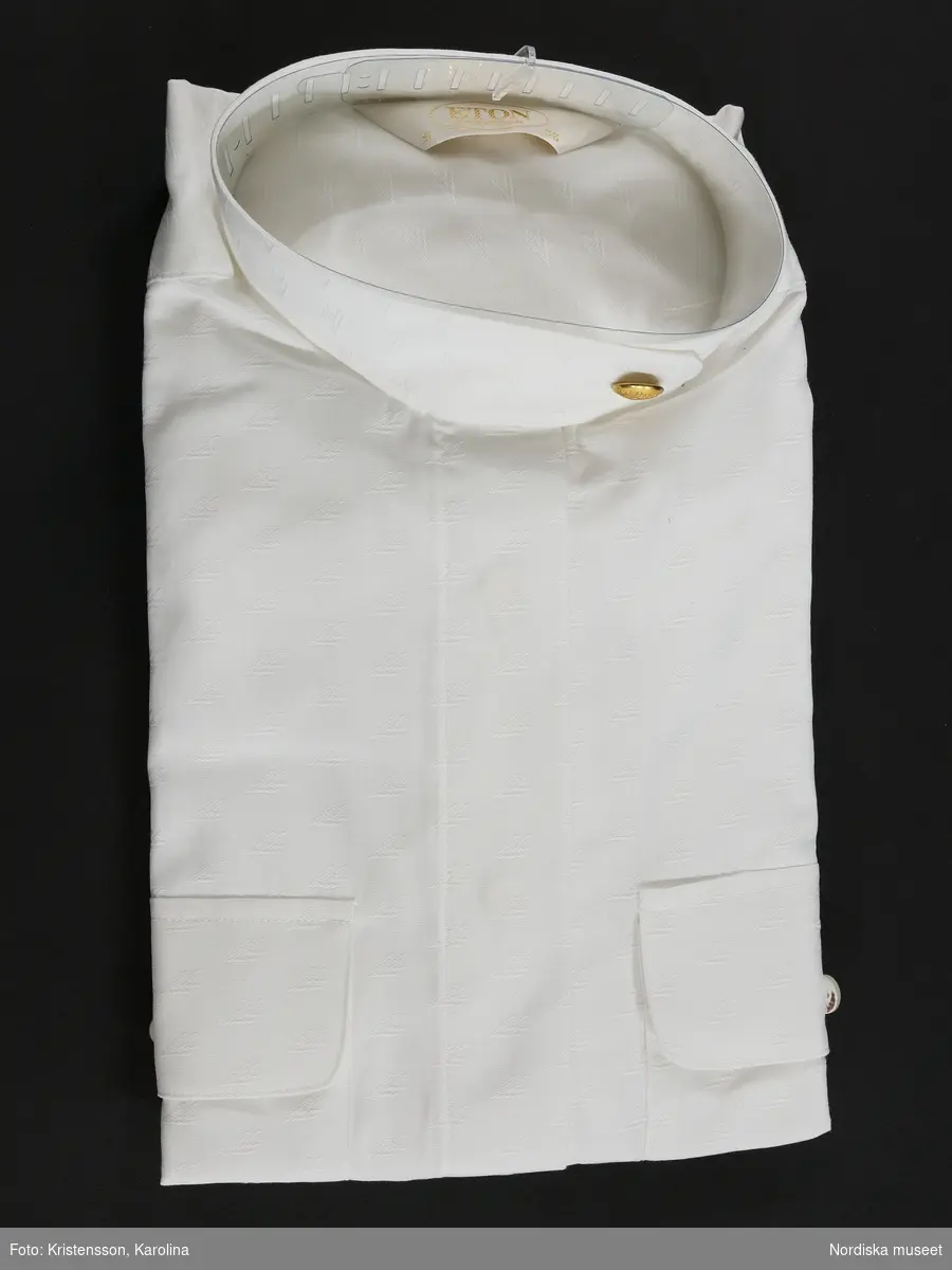 Skjorta, blus, vit, uniform, Linjeflyg, nyförvärv fotograferad innan inmärkning