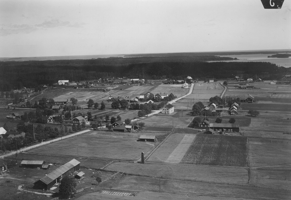 Flygfoto över Axmarby. Foto 1935.