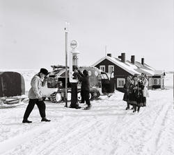Butikk og bensinstasjon på Finnmarksvidda.
