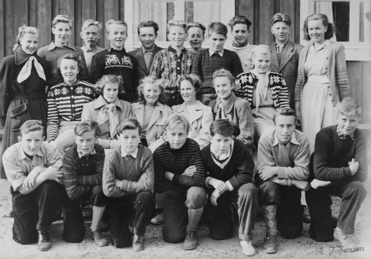 Elever i 2. klasse ved Røros realskole, 1953