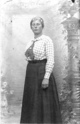 Signe Skriden (f. Vigstadmoen 1897)