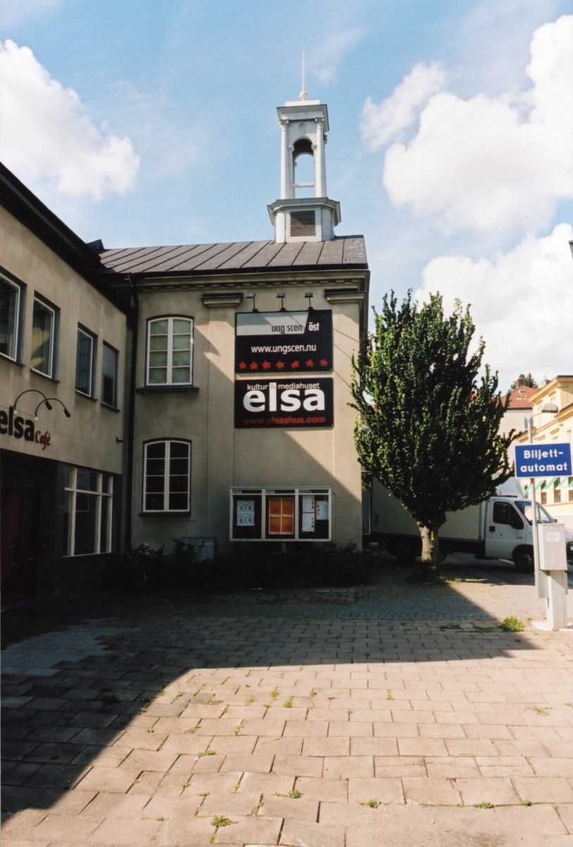 Elsas hus på Elsa Brändströms gata.