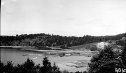 Tømmertunnelen i Eidet i Tune.
"Midt på bildet helt til høy