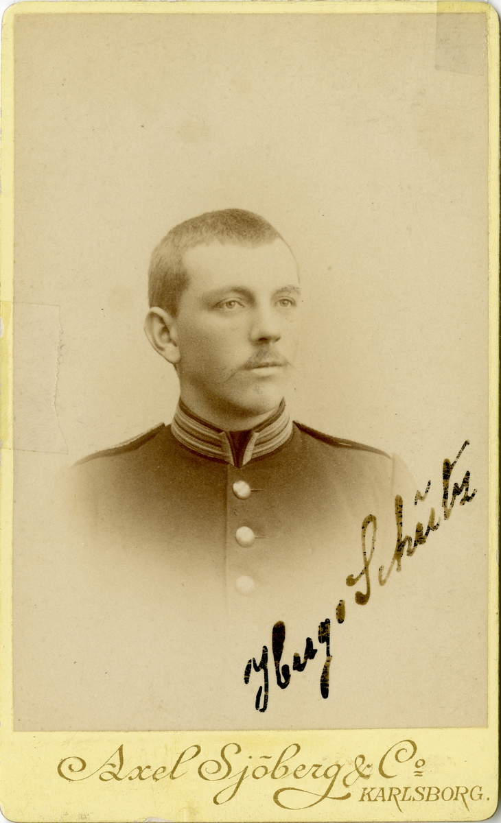 Porträtt av Hugo Fredrik Schütz, löjtnant vid Västernorrlands regemente I 29.