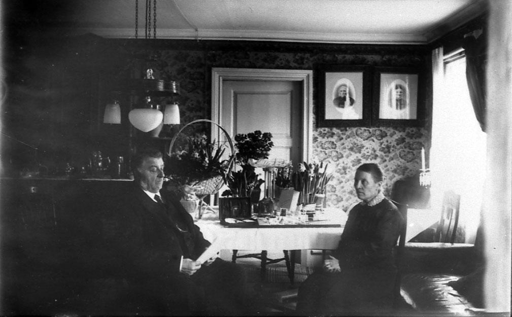 Mejeristen Fribergs 60-årsdag 1920. Klas Alfred Friberg född 1860 och hans fru Selma Gustava Andersson född 1859.