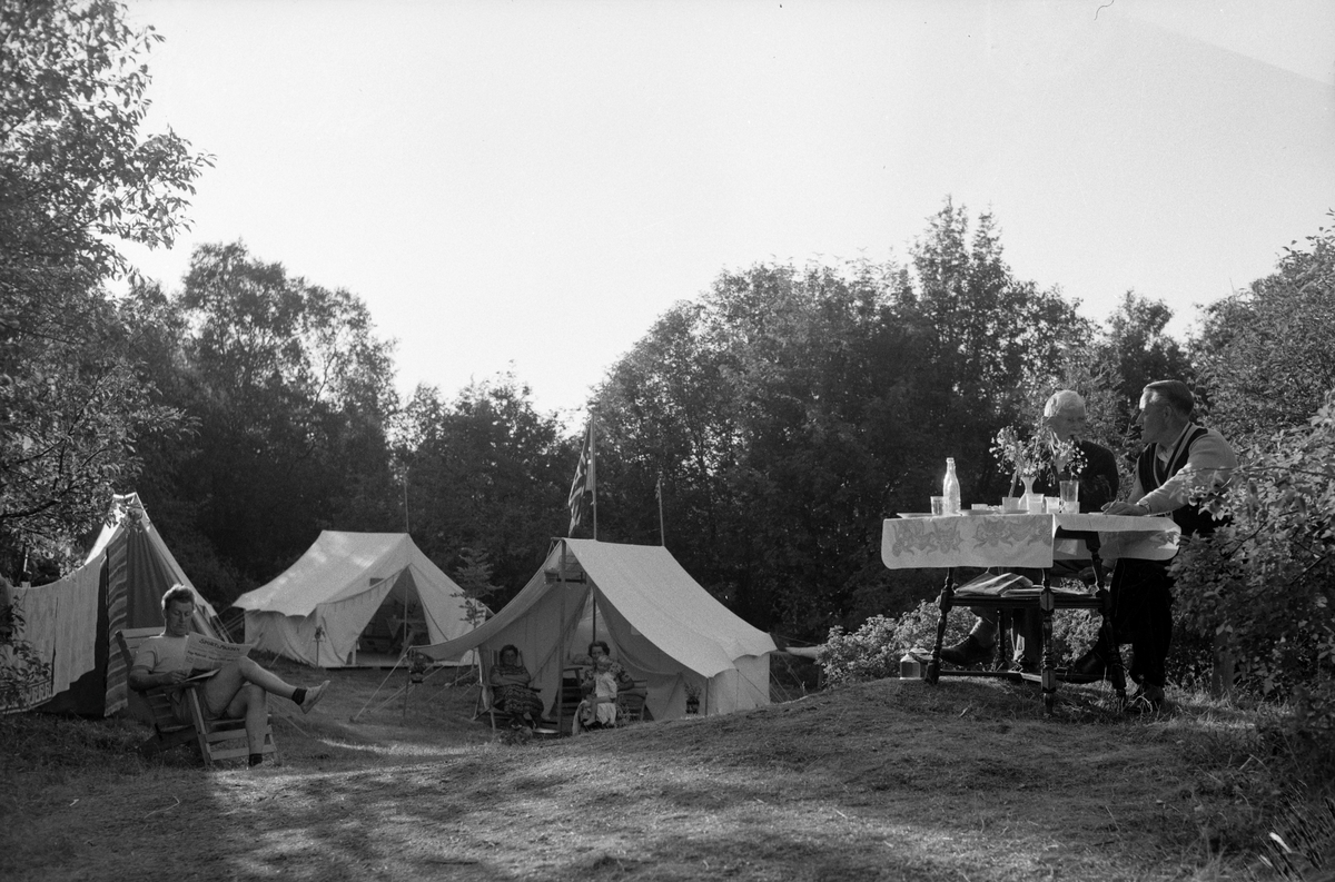 Campingliv på Vikhammerløkka - Sverresborg Trøndelag Folkemuseum ...