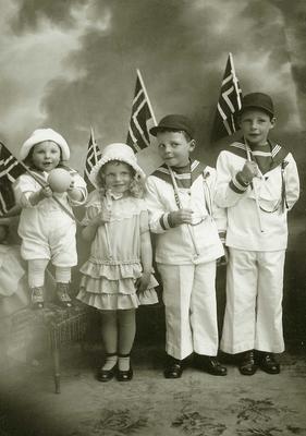Jødiske barn feirer 17. mai. Moss, 1925. Foto/Photo