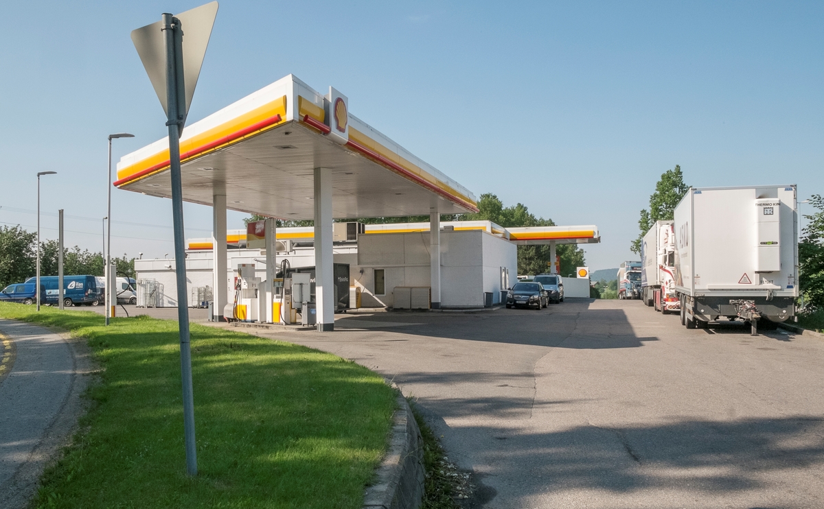 Shell bensinstasjon E6 Nordgående Skedsmokorset Skedsmo