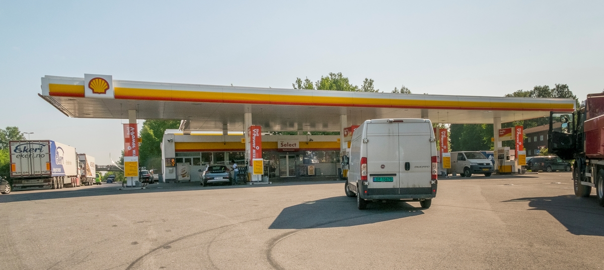 Shell bensinstasjon E6 Nordgående Skedsmokorset Skedsmo