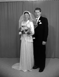 Foto av et brudepar. Det er ukjent hvem vi ser på bildet. Fr