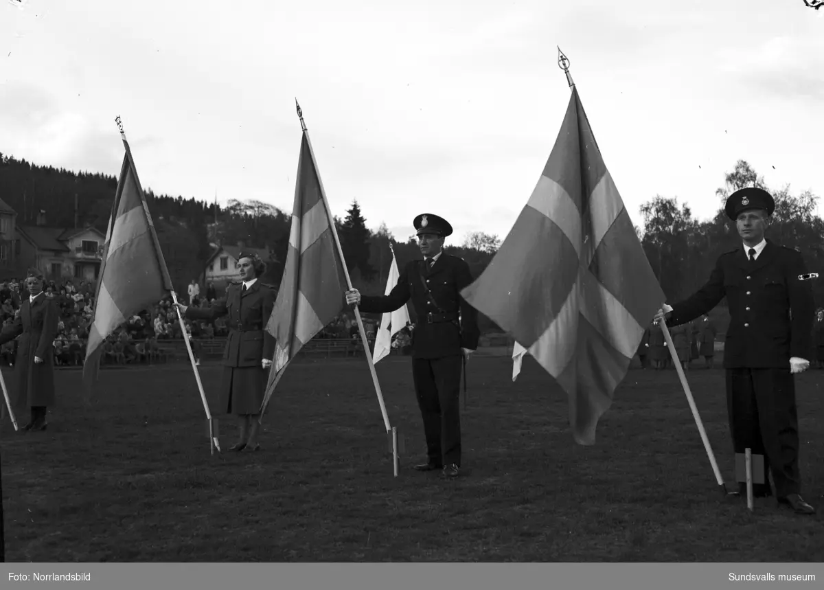 Svenska flaggans dag 1951 med aktiviteter i Idrottsparken.