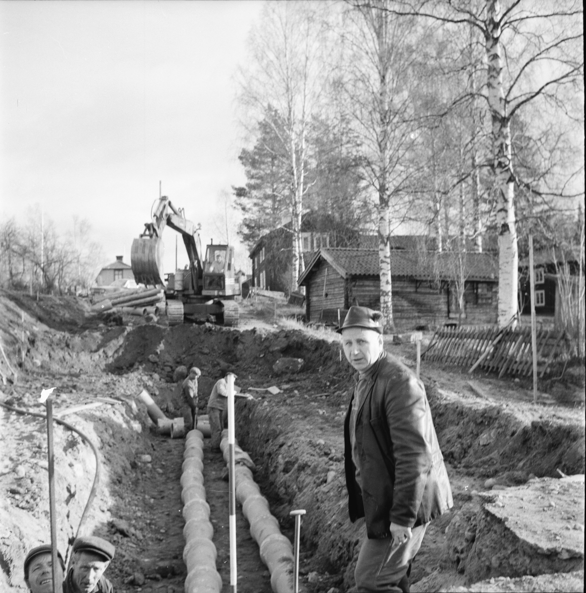Arbrå,
Nyhemsvägen breddas,
Nov. 1969