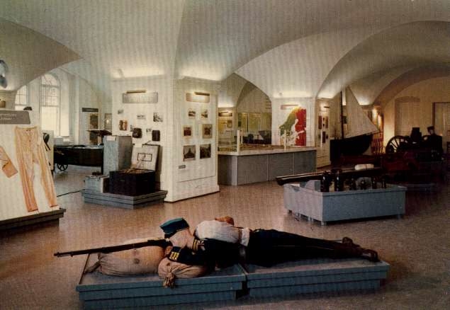 Interiörbild från Karlsborgs museum, 1962 - 1969. Gåva av Anna-Lisa Sjöberg.