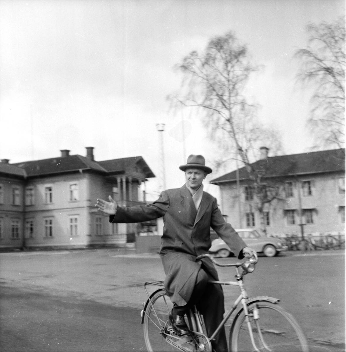 Nils Baumgardt, på cykel, 1958.