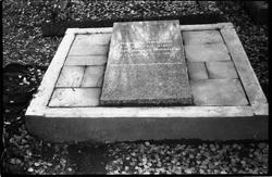 Kristine Mathilde og Magdalene Stockfleths gravsted på Hoff 