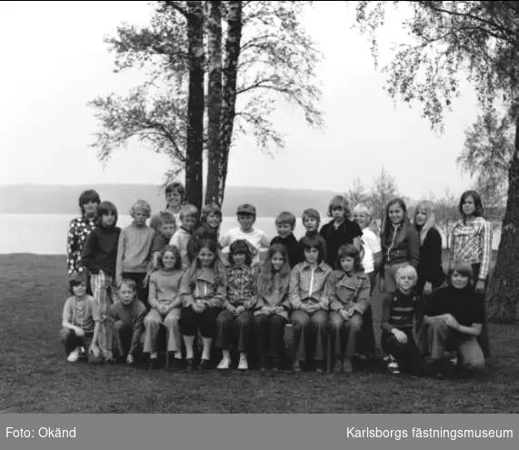 Klassfoto från Strandskolan, Karlsborg, 1972. Lärare: Anita Borg. Neg finns.