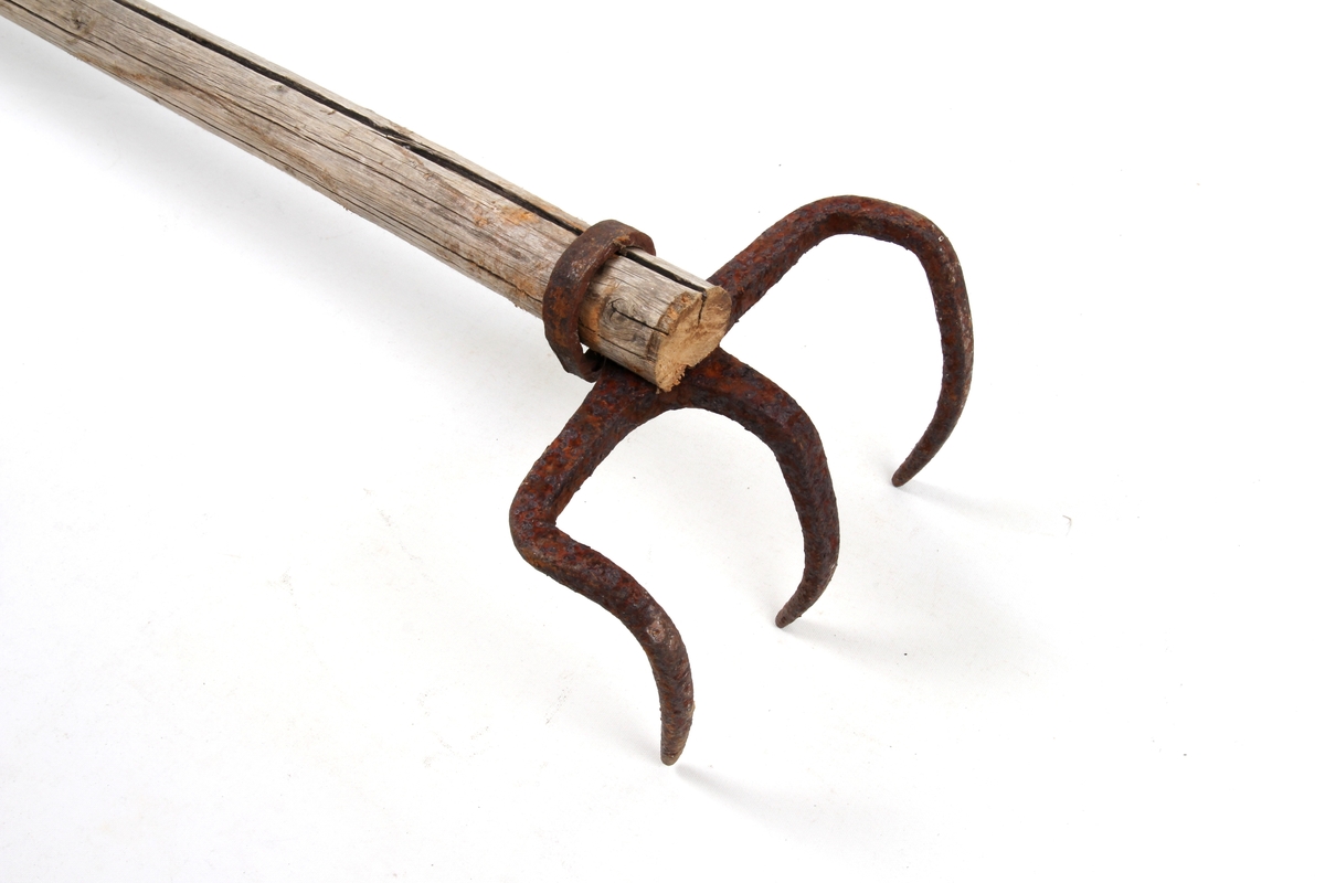 Sprettegrip til å spretta "møkka" med.