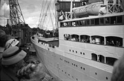 "September 1960"."Amerika folke kjem heim" .DS «Stavangerfjo